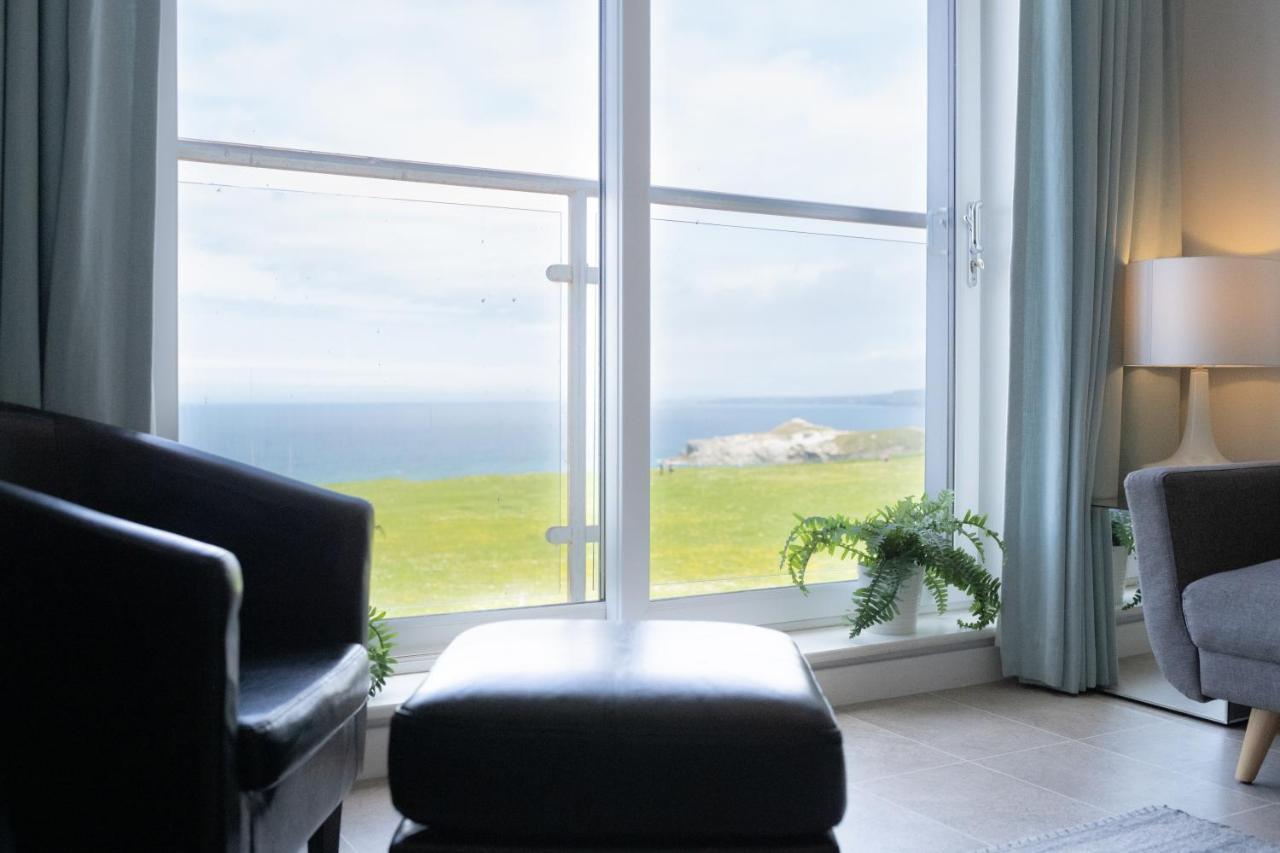 Stunning Sea Views, Luxury Apartment Beaches & Restaurants Are A Short Walk Away نيوكويي المظهر الخارجي الصورة