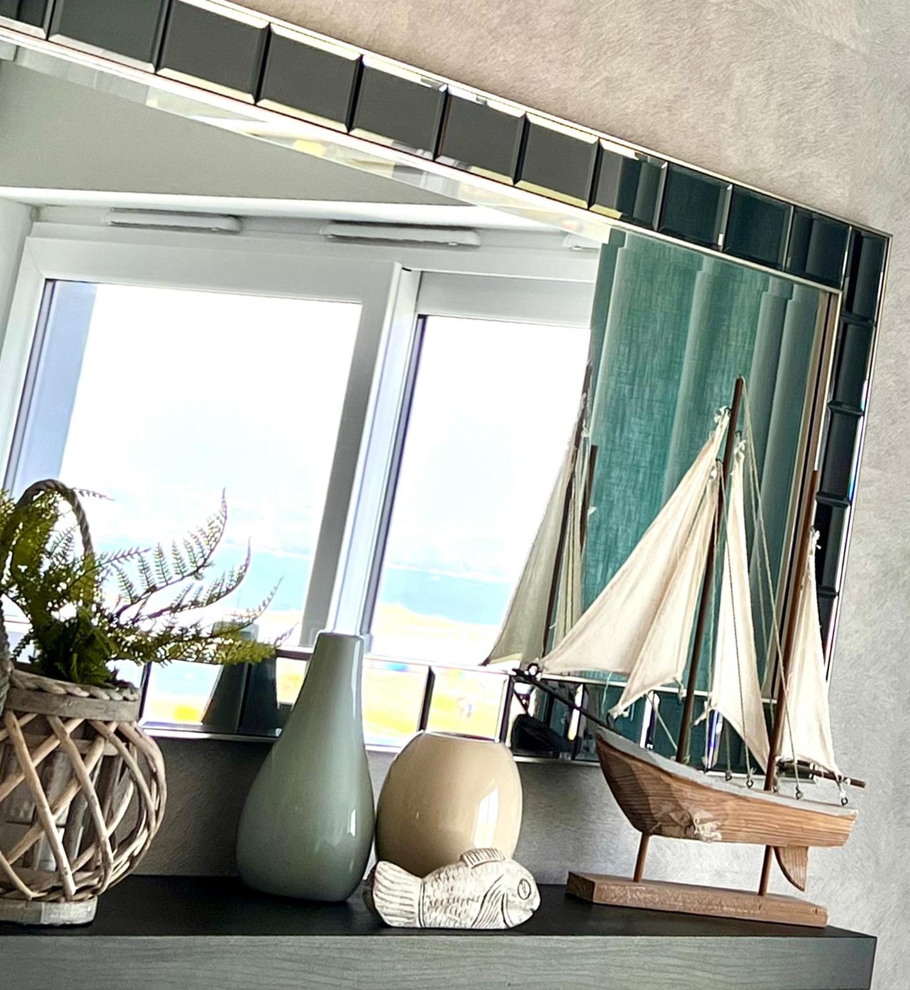 Stunning Sea Views, Luxury Apartment Beaches & Restaurants Are A Short Walk Away نيوكويي المظهر الخارجي الصورة